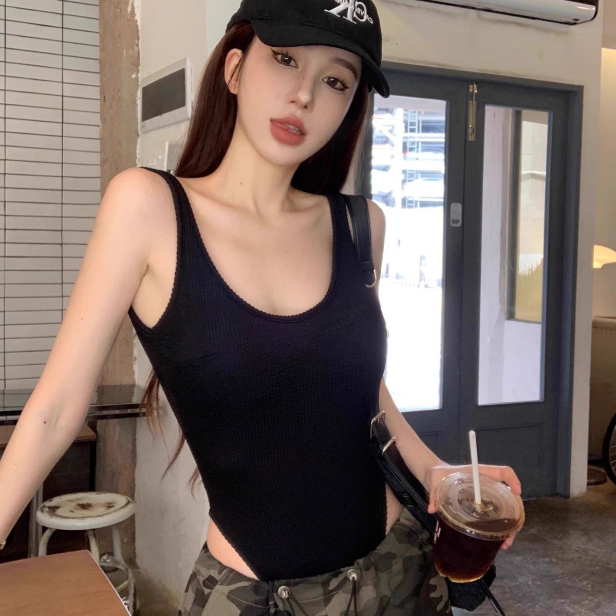 Siyah Strappy Bodysuit Seksi B - Tank Top Ribbed incelemesi ve fiyatı